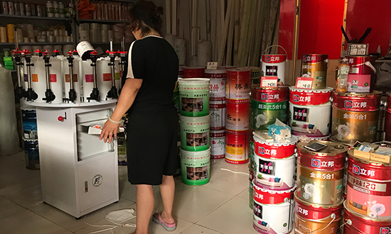 賦彩手（shǒu）動調色機